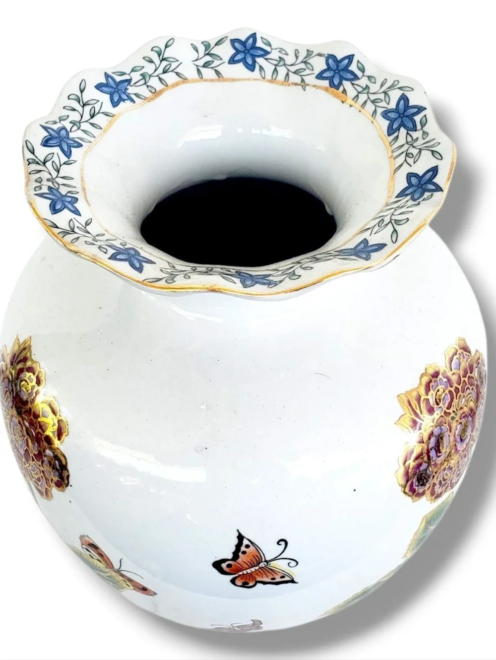 Vintage Porcelain Floral Vase Butterfly Gold Gilt Scalloped Hand Painted Asian